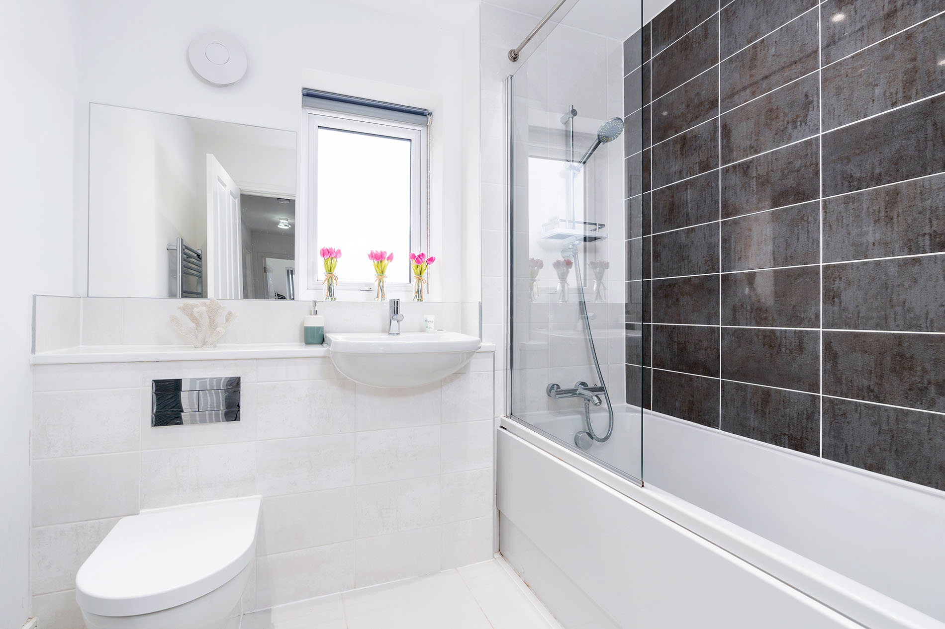 27 Lower Vickers - Master Bathroom