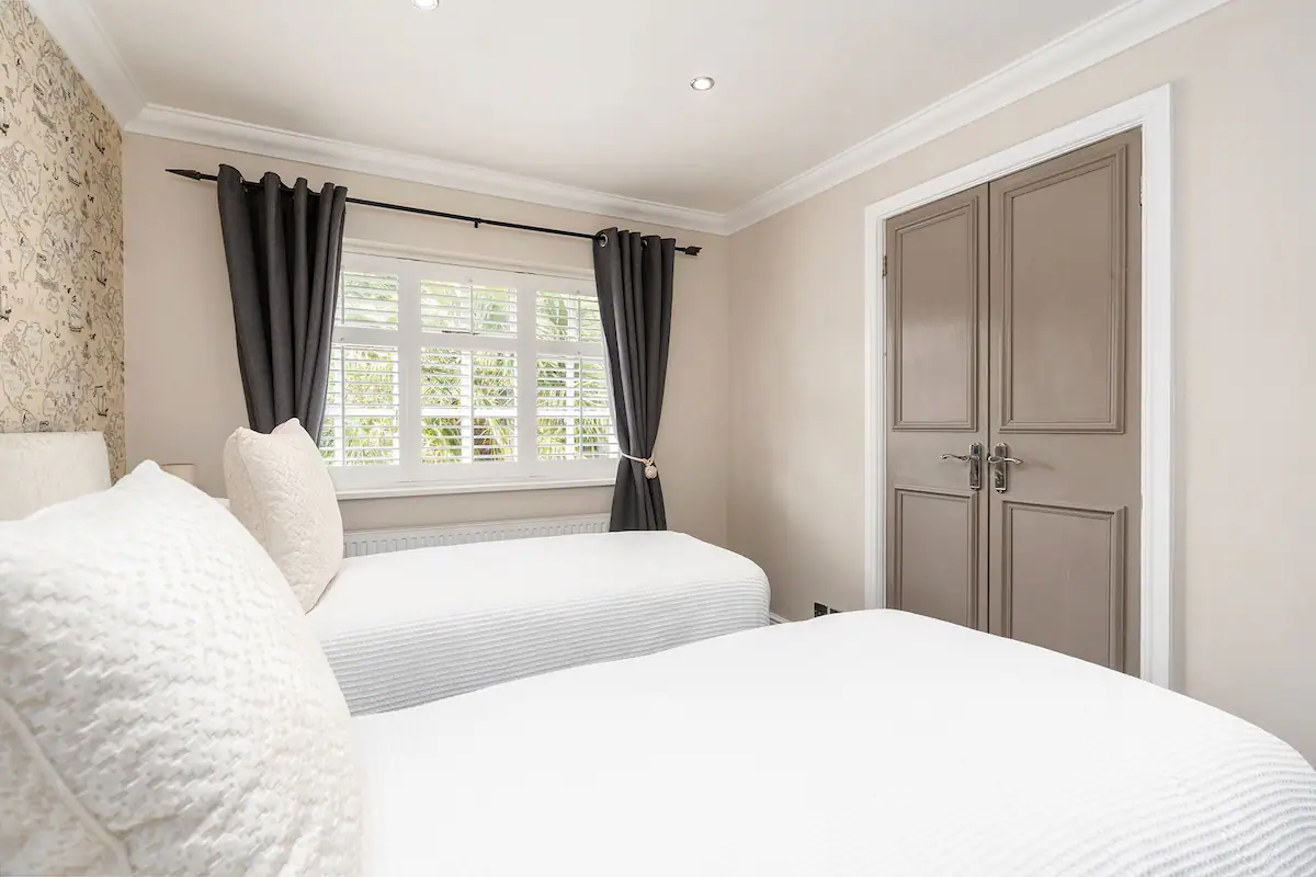 387f7aed-66b0-4559-96a3-4b3ec0dcc097