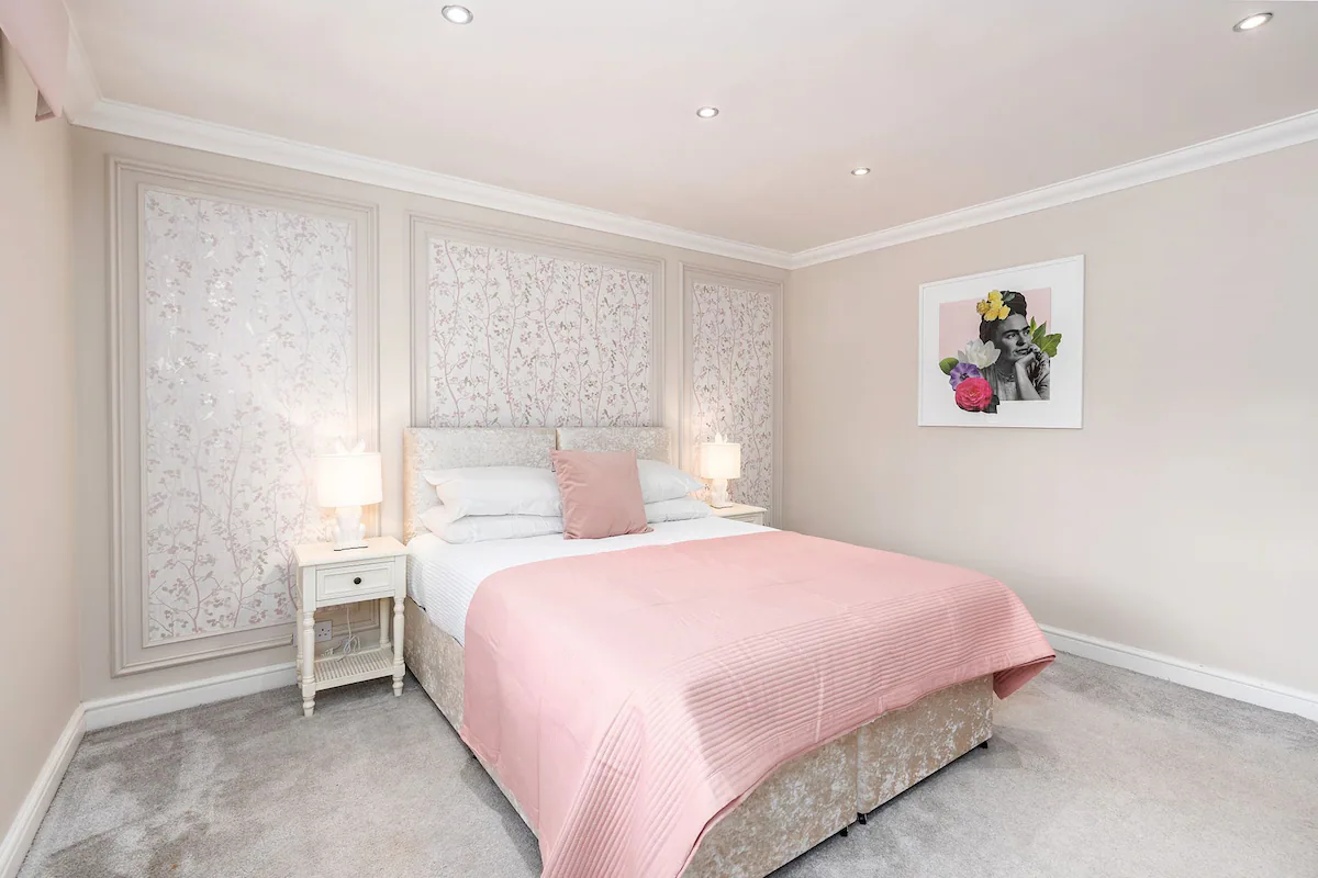 a94f4321-b8ff-4a75-acbb-e165d8f1d945