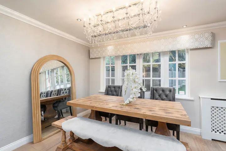 e24b64bb-70d9-4541-af90-742eb17f5d52